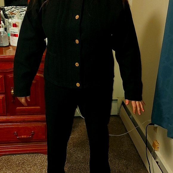 Black Fitz Canada pant suit - Picture 1 of 8